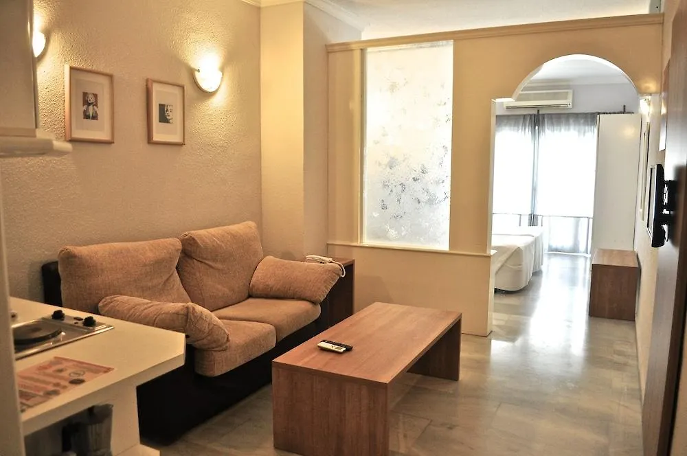 Hotel First Flatotel Internacional Benalmádena